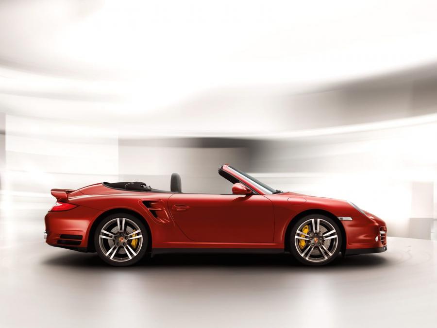  Porsche 911 Turbo Cabriolet 2009 года  (фото 2 из 4)